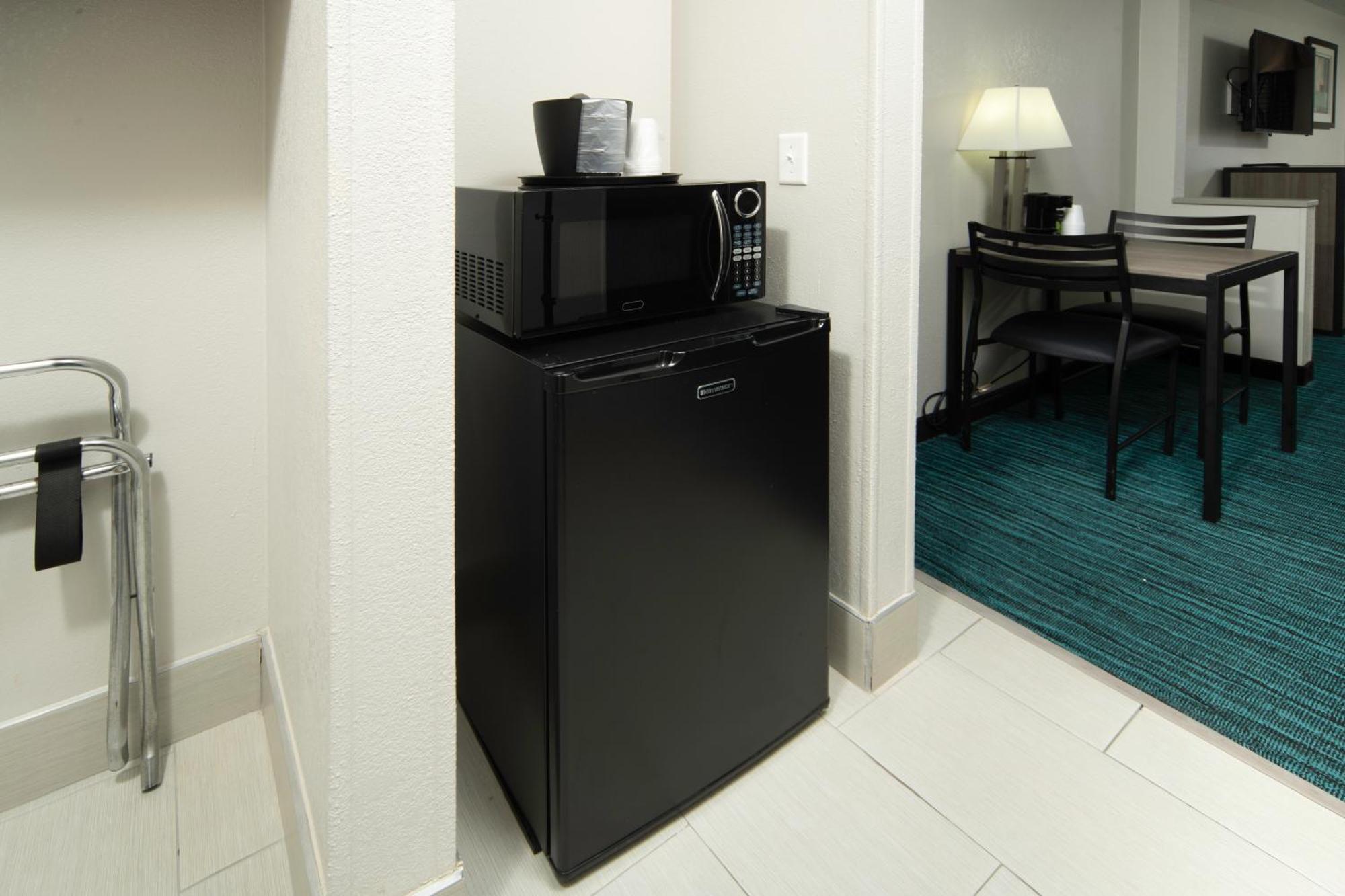 Bridgepointe Advantage By Bphotels Fremont المظهر الخارجي الصورة